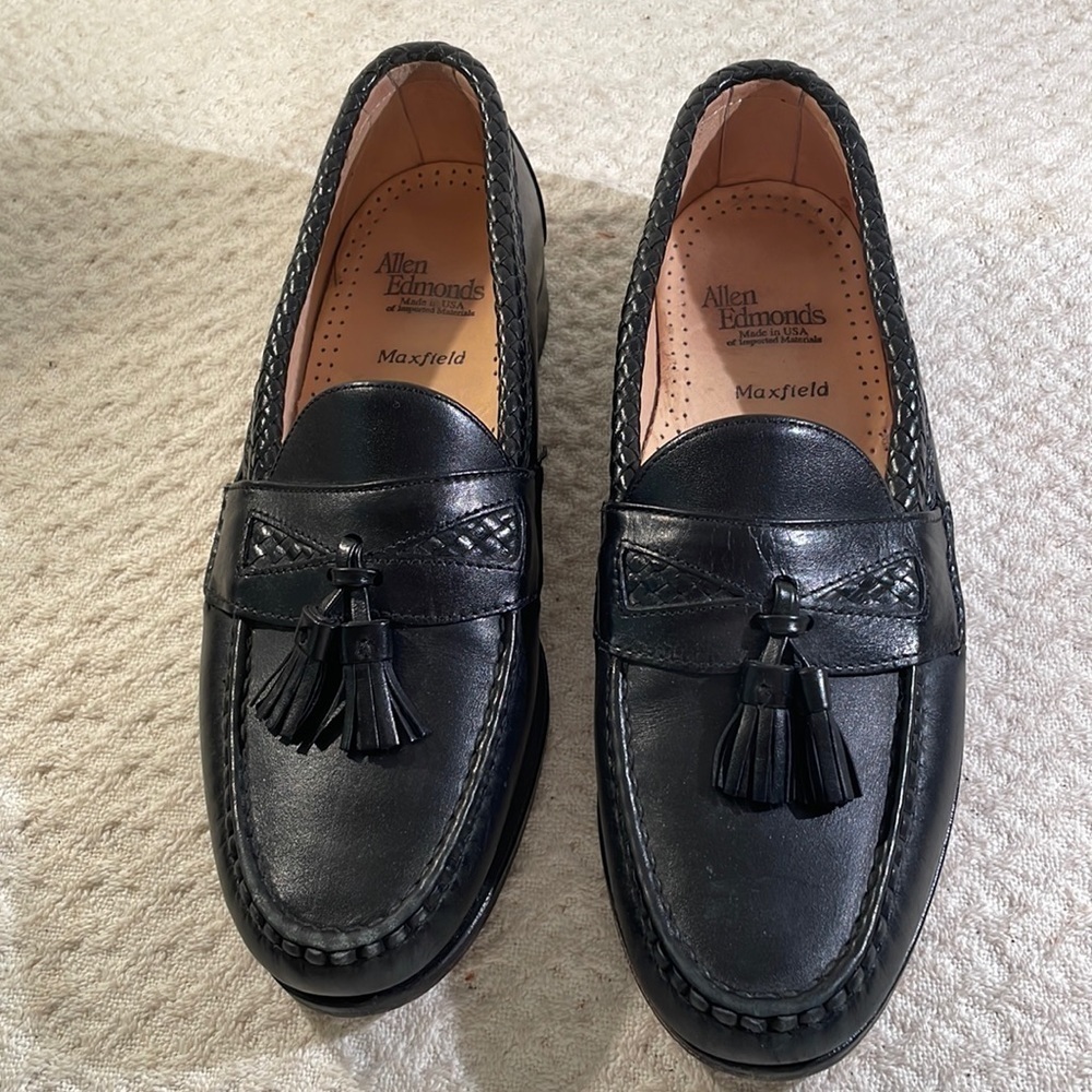 Allen Edmonds Maxfield Black Tassel Loafers Unisex